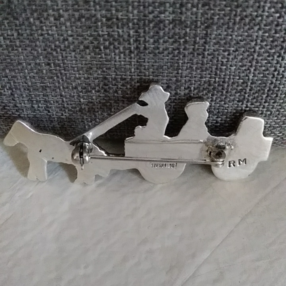 Adorable Native American Sterling & Turquoise Wagon Pin - Picture 4 of 5